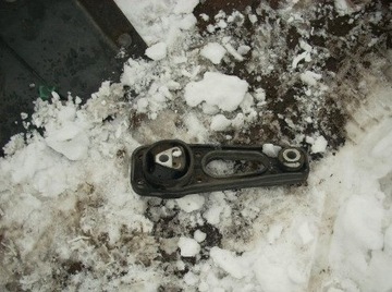 Bracket fasteners boxes dacia duster, фото