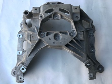 Audi a8 d5 4n кронштейн опора коробки 4n0399262, фото