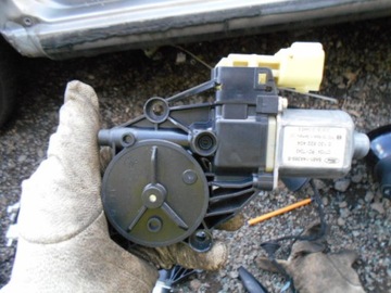 Power window motor left fiesta mk7 8a61 - 14a389 - b europe, фото