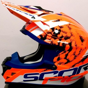 Kask motocyklowy do jazdy w terenie, co musimy wiedzieć przed zakupem