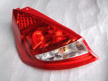 FORD FIESTA 2012r MK7 LAMPA TYŁ LEWA ORYGINAŁ