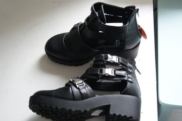 BUTY AZUROWE CHUNKY BOOTS SANDALKI 34 DZIECIECE