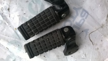 PODNÓŻEK SET KIEROWCY PRZÓD KAWASAKI GPZ 500 EX ER