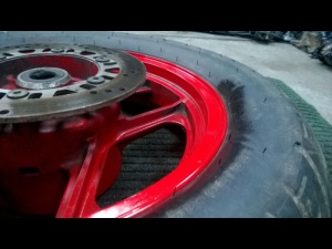 FELGA TYŁ TYLNA TYLNIA KOŁO KAWASAKI GPX 600 GPZ