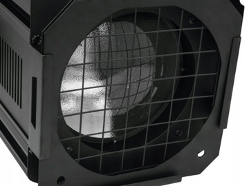 EUROLITE THEATRE 650/1000 FRESNEL REFLEKTOR