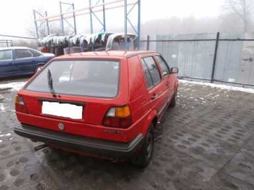 КРЕПЛЕНИЕ ЗАДНЕЙ ПОЛКИ ЗАДНЯЯ ПРАВАЯ VW GOLF II HB 5D