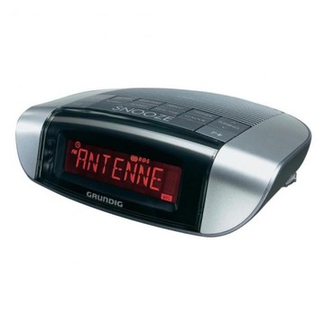 GRUNDIG RADIOBUDZIK SONOCLOCK 660PLL