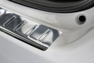 TOYOTA YARIS 3 Накладка на задний бампер