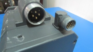 SILNIK SERVO SIEMENS 1FT6082-1AF71-1AG1