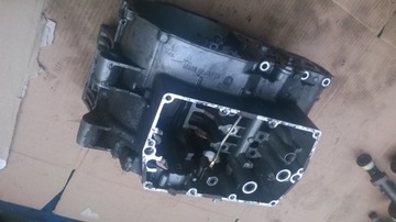 KARTERY BLOK SILNIKA KAWASAKI GPZ 500 KLE ER 5 EX