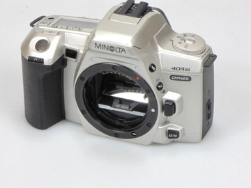 MINOLTA DYNAX 404si - body