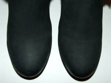 Buty ze skóry VENTURINI r.39 dł.25 cm