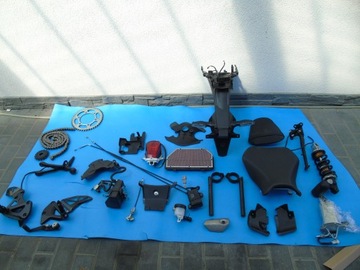suzuki gsxr 1000 l7/l8 2017/2018 wypełnienie półki