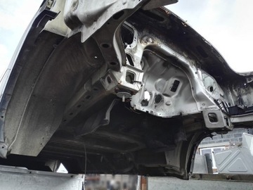 Четверть стойки Фартук крыла Iveco Daily 06+