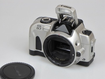 КАМЕРА CANON EOS IX 7 — корпус