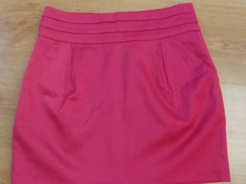 RESERVED elegancka różowa spódniczka rozmiar 34