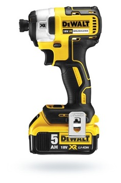 УДАРНЫЙ шуруповёрт 18В 2х5Ач 205Нм DEWALT DCF887P2