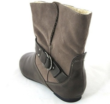 УБИЙСТВО МИСС ШЕСТЬДЕСЯТ АНКЛЕС 36