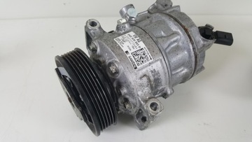 AUDI A5 A4 8W SPRĘŻARKA KLIMATYZACJI 8W0820803D