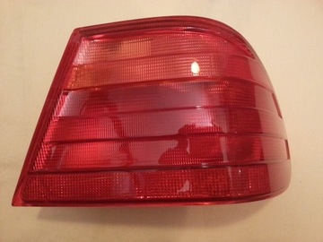 Mercedes W210 sedan lampa tył 2108204464