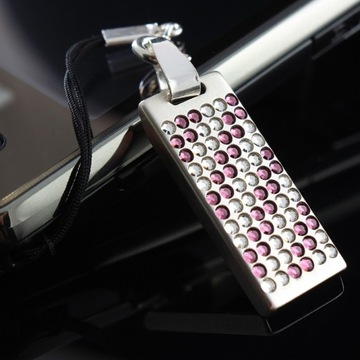 Pendrive naszyjnik z grawerem | Swarovski 64GB