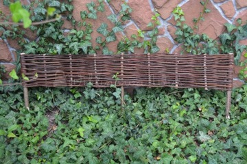 Забор WICKER PALISADE 20/100 с плетеной кромкой