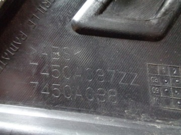 MITSUBISHI OUTLANDER MASKA MŘÍŽKA ORIG. 7450A037ZZ