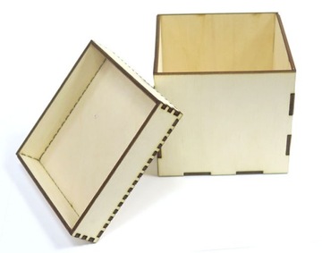 КОРОБКА КОРОБКА С КРЫШКОЙ 10x10x9см YR61