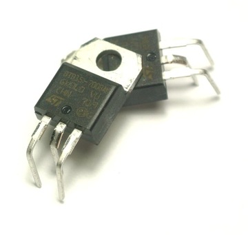BTB15-700BAK Triak STMicroelectronics ____ [1szt]
