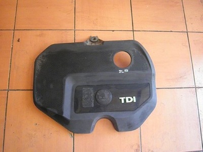 Крышка двигателя skoda fabia фото №1