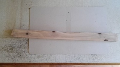 DR0622 drewno orzech kolba tralki toczenie 70 cm x 5,3 cm x 3 cm