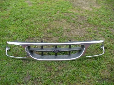 Ford explorer 95- решітка радіатора решітка радіатора хром перед фото №1