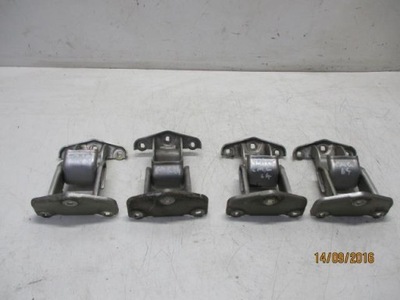 Петля петли дверь задняя задних trafic vivaro 04r фото №1