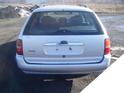 Ford mondeo 2.0 99r молдинг освітлення номерного знака фото №1