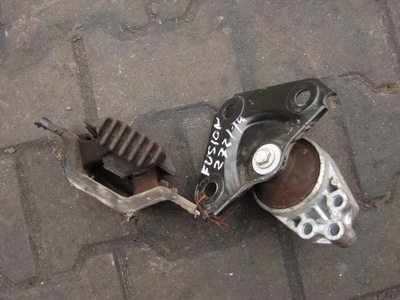 Подушка двигуна ford fusion 1,4b фото №1