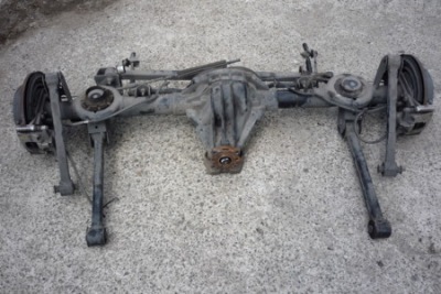 Подвеска задние dodge nitro 4,0i фото №1