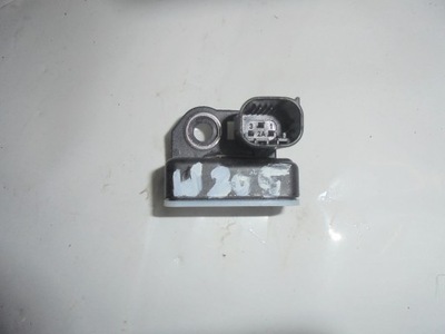 SENSOR ACCELERATOR MERCEDES W205 A0009057600 - milautoparts-fr.ukrlive.com