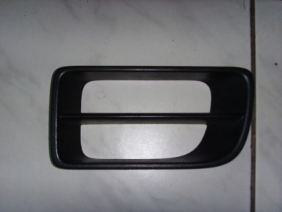 Mercedes actros решётка w бампер левая фото №1