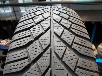 CONTINENTAL Winter Contact TS830 205/60R15 5,7mm 
