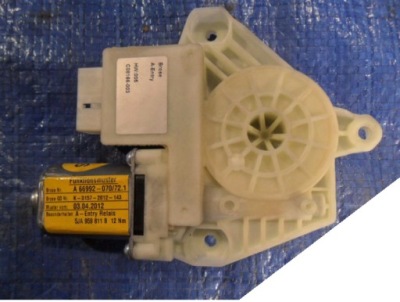 Skoda rapid моторчик скло лівий задня 5ja959811b фото №1