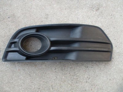 Решётка бампера противотуманной фары l audi q5 8r0807681a фото №1