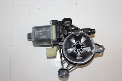 MOTOR GLASS LEFT AUDI A4 SEDAN 8W0959811 - milautoparts-fr.ukrlive.com