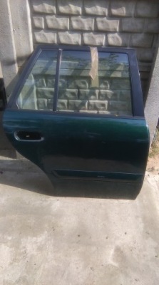 Mazda 626 98-03 дверь правый  задняя универсал фото №1