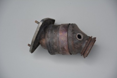 Iveco оригинальный номер 5801352155 катализатор фото №1