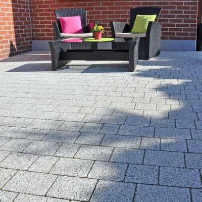 KOSTKA BRUKOWA PŁUKANA POLBRUK TRENTO SZARY 6 CM