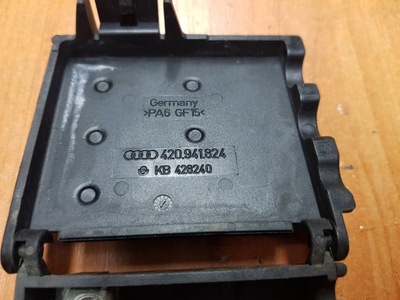 Коробка блок управления предохранителей audi r8 420941824 фото №1