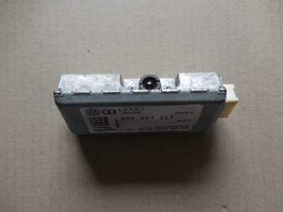 Audi a4 b8 a5 камера асистент перед 8t0907217 фото №1