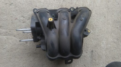 Nissan pixo 1.0 b колектор впускний фото №1