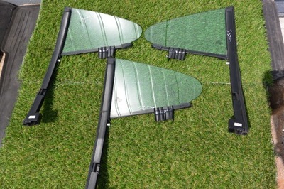 Скло двері задня ліва права трикутник passat cc vw фото №1