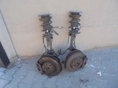 Поворотный кулак правый перед mini one r56 1.4 16v фото №1